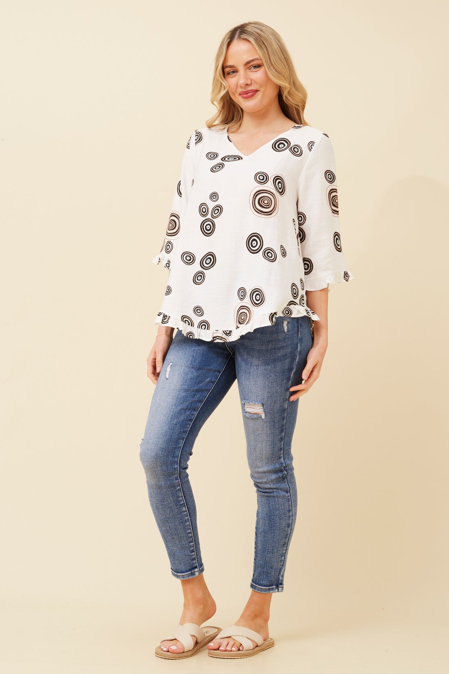 Lara Printed Top with Back Button T521347