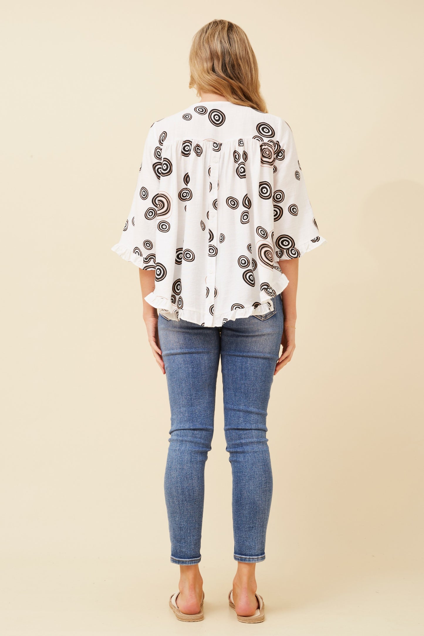 Lara Printed Top with Back Button T521347