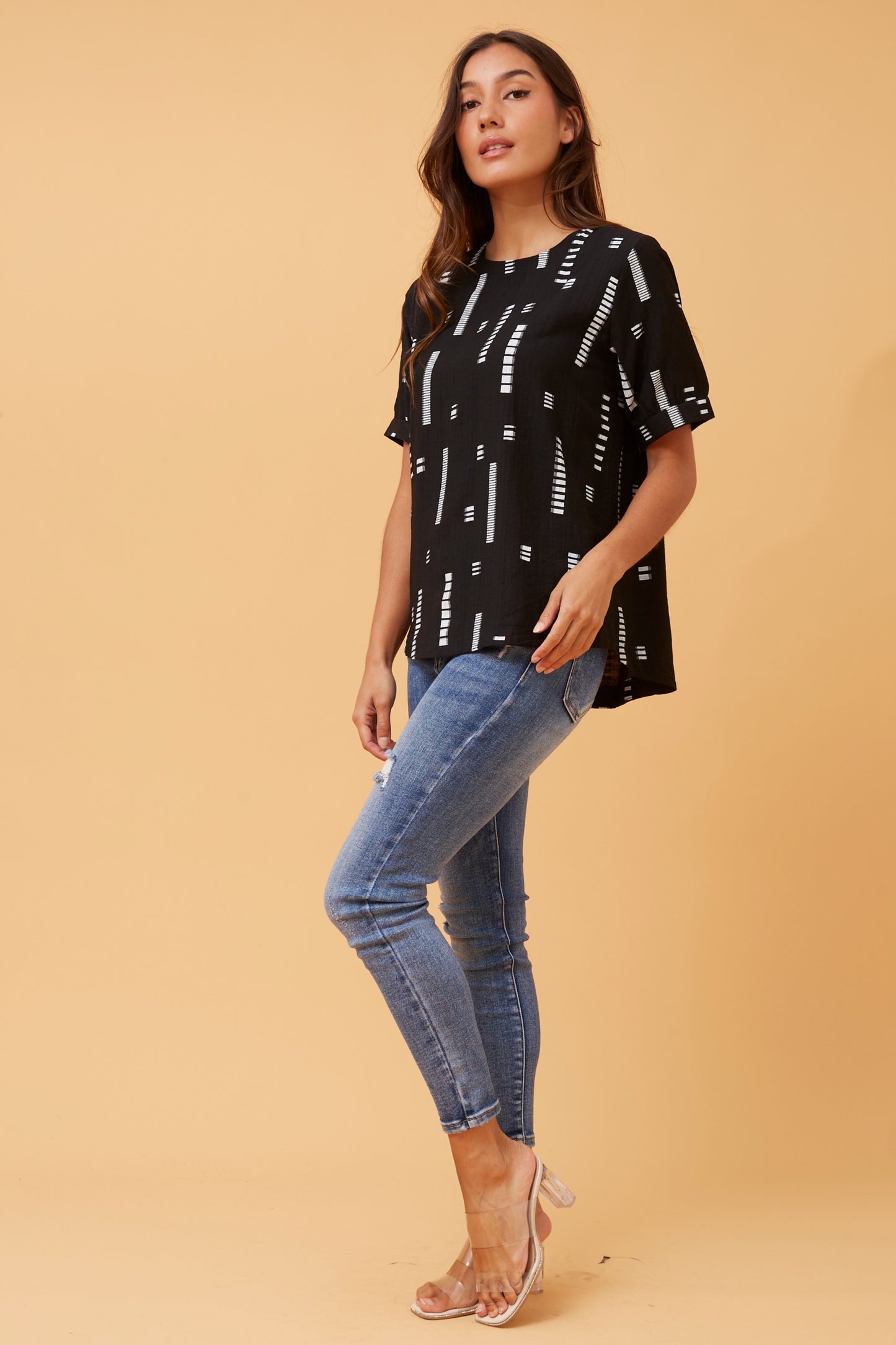 Carolyn Short Sleeve Top - Black T731876