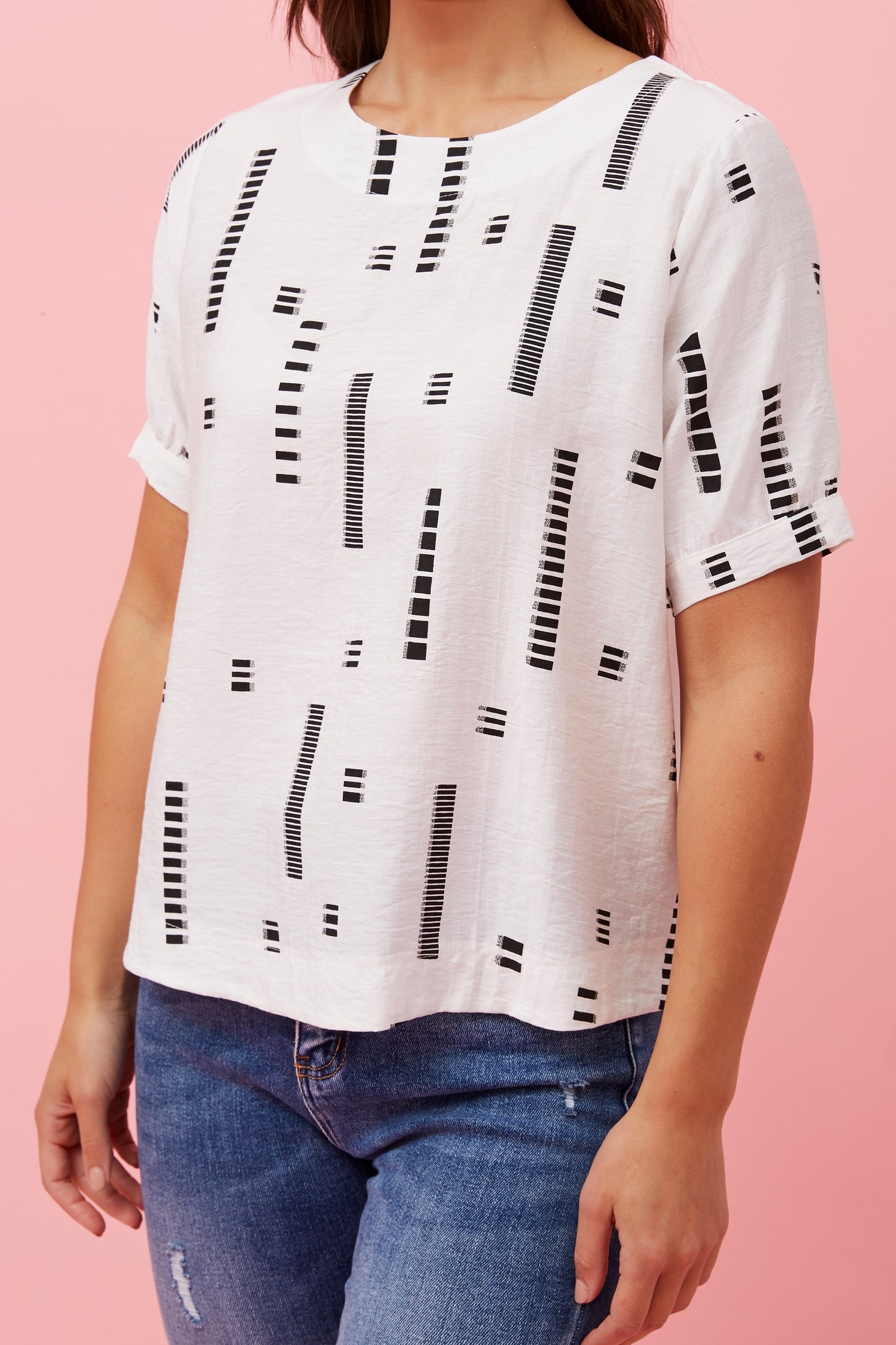 Carolyn Short Sleeve Top - White T731876